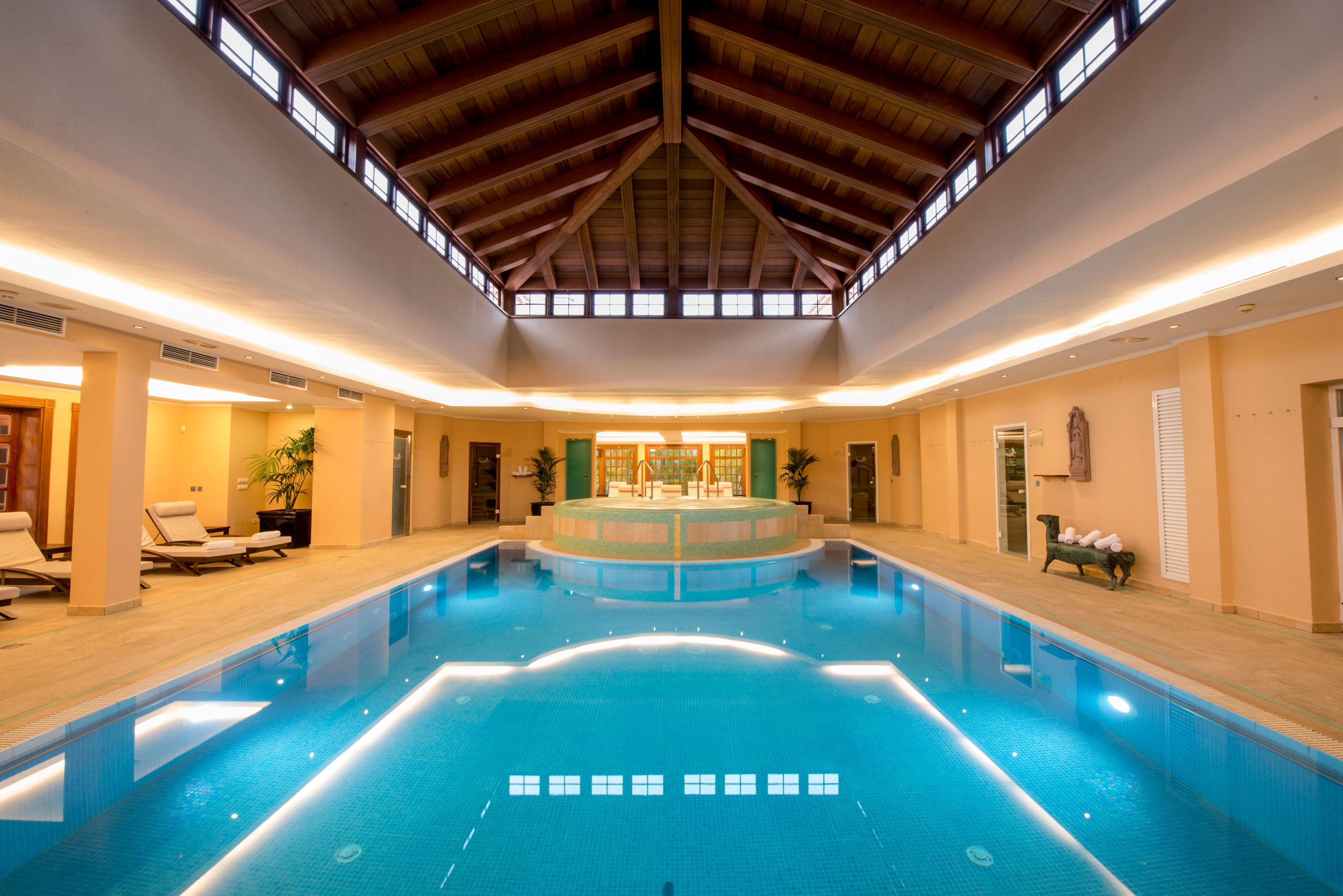 东方植物园水疗花园酒店 拉克鲁斯 外观 照片 The swimming pool at the hotel