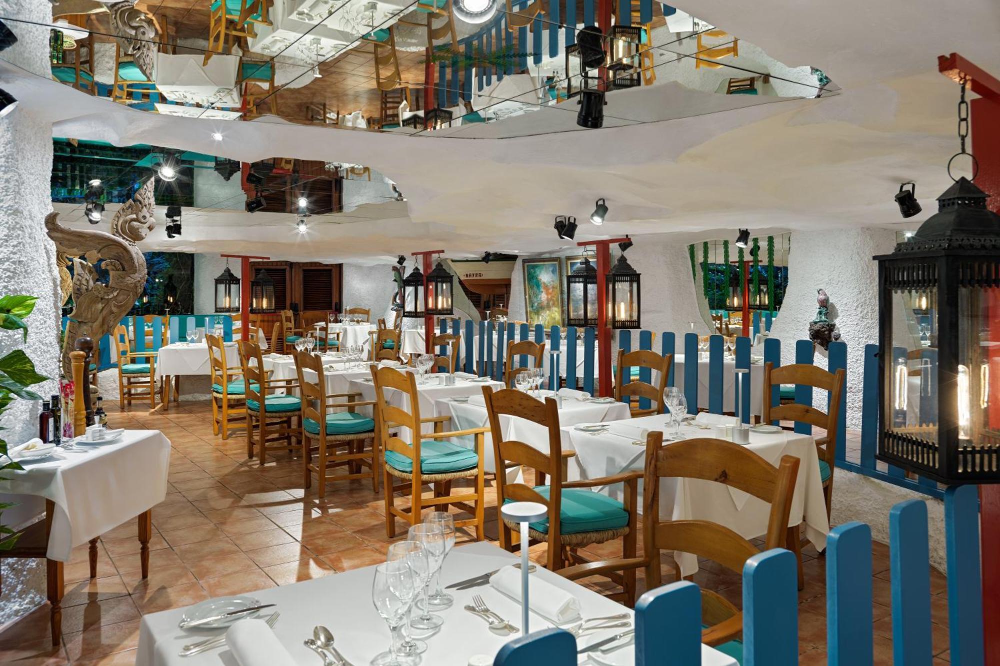 东方植物园水疗花园酒店 拉克鲁斯 外观 照片 Restaurant in the hotel